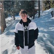 Isegnante di economia per ragazzi delle superiori